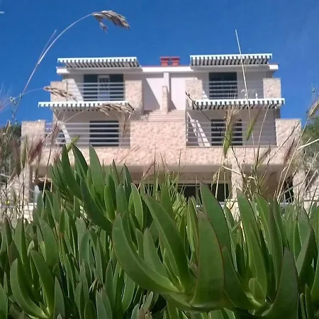 By The Sea Cove Mala Lamjana, Ugljan - 21182 Кали