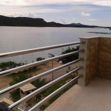 公寓 By The Sea Cove Mala Lamjana, Ugljan - 21182 卡利